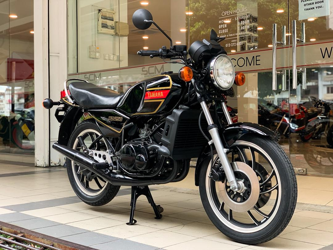 YAMAHA RD250 LC