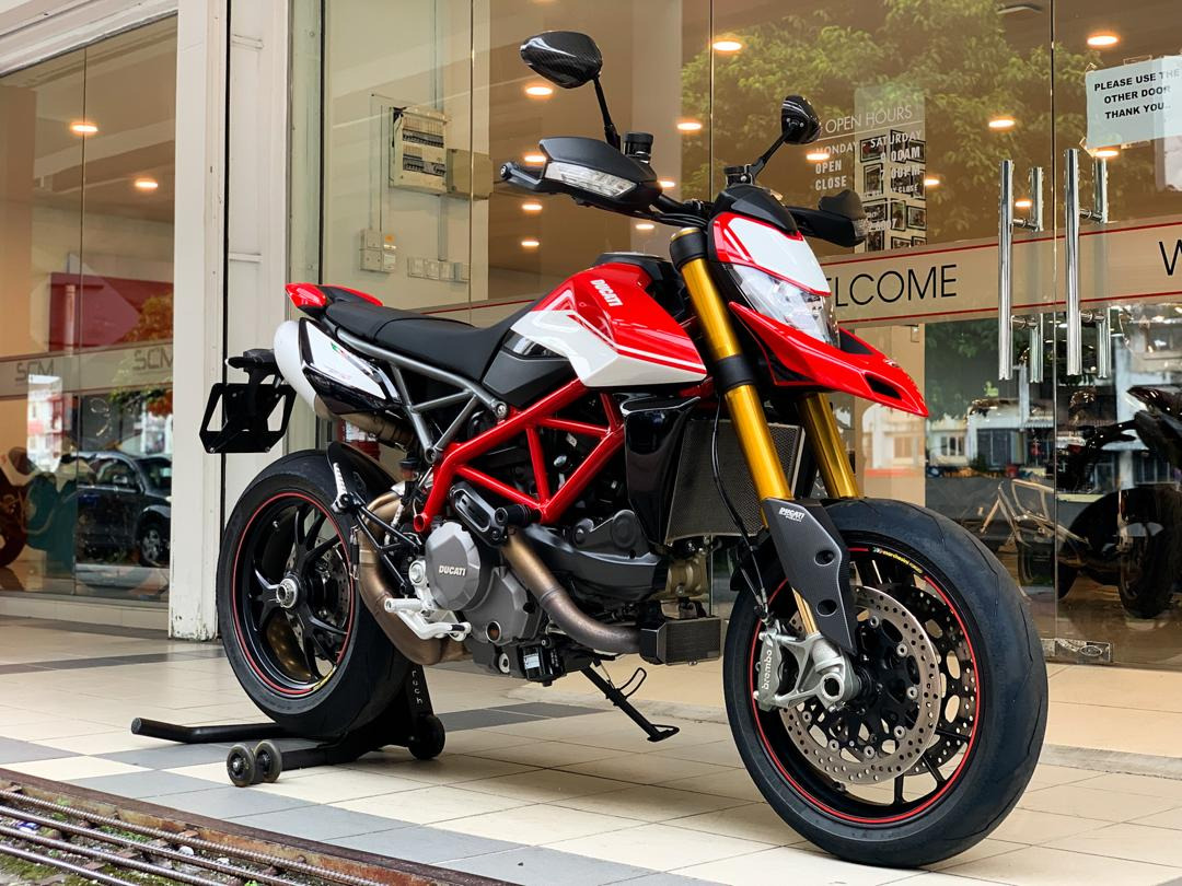 DUCATI HYPERMOTARD 950 SP