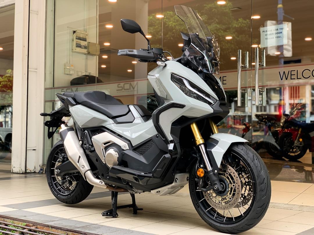 HONDA X-ADV 750 V2