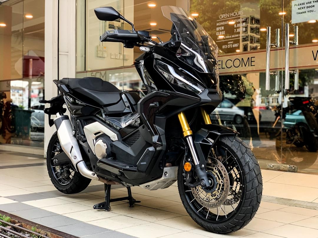 HONDA X-ADV 750 V2