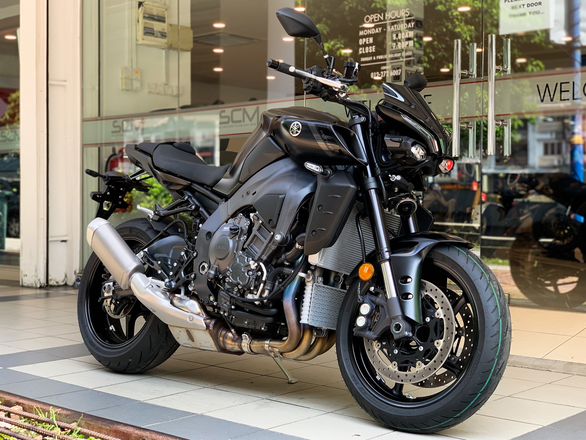 Yamaha MT-10-2