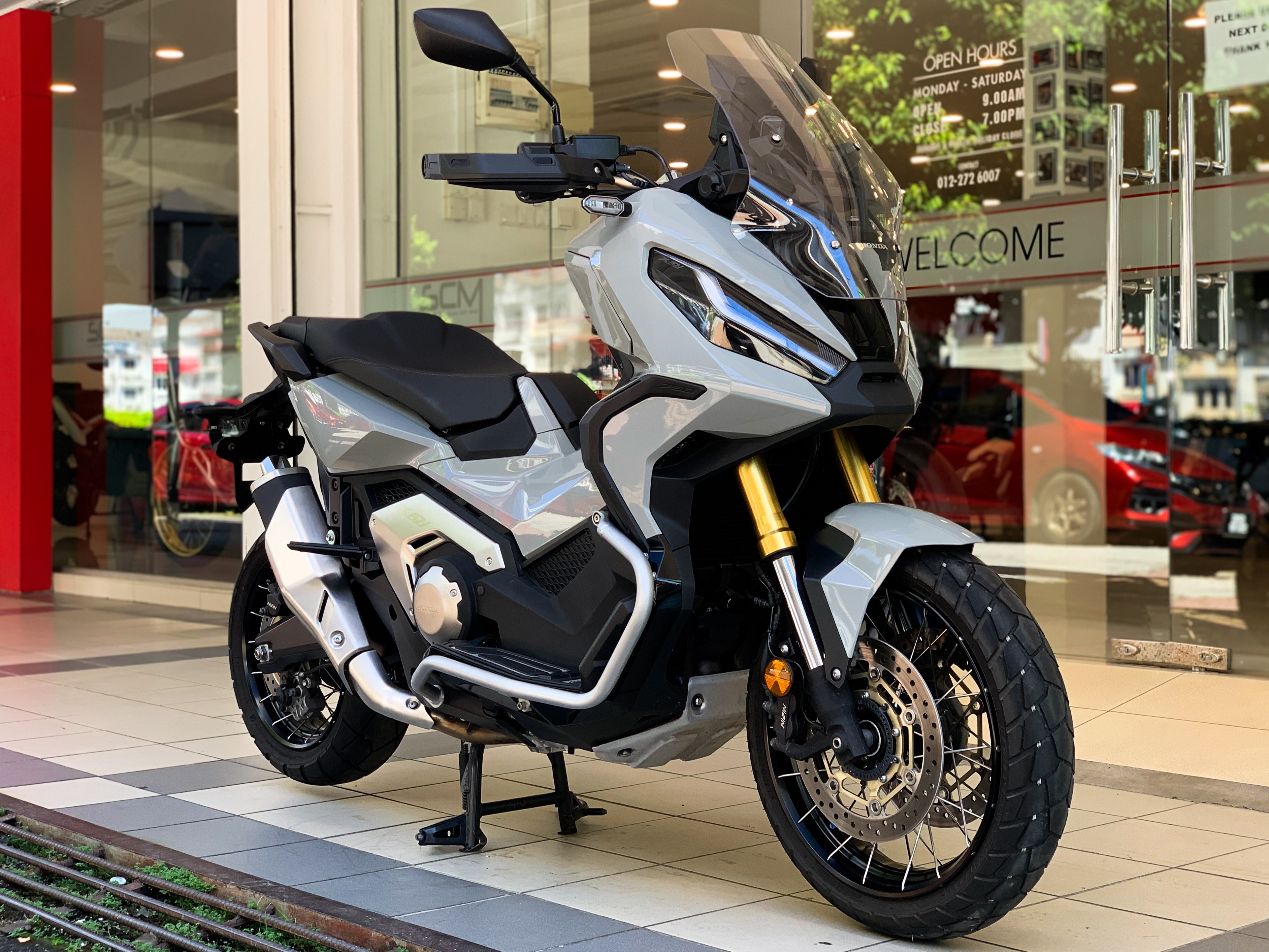 HONDA X-ADV 750 V2
