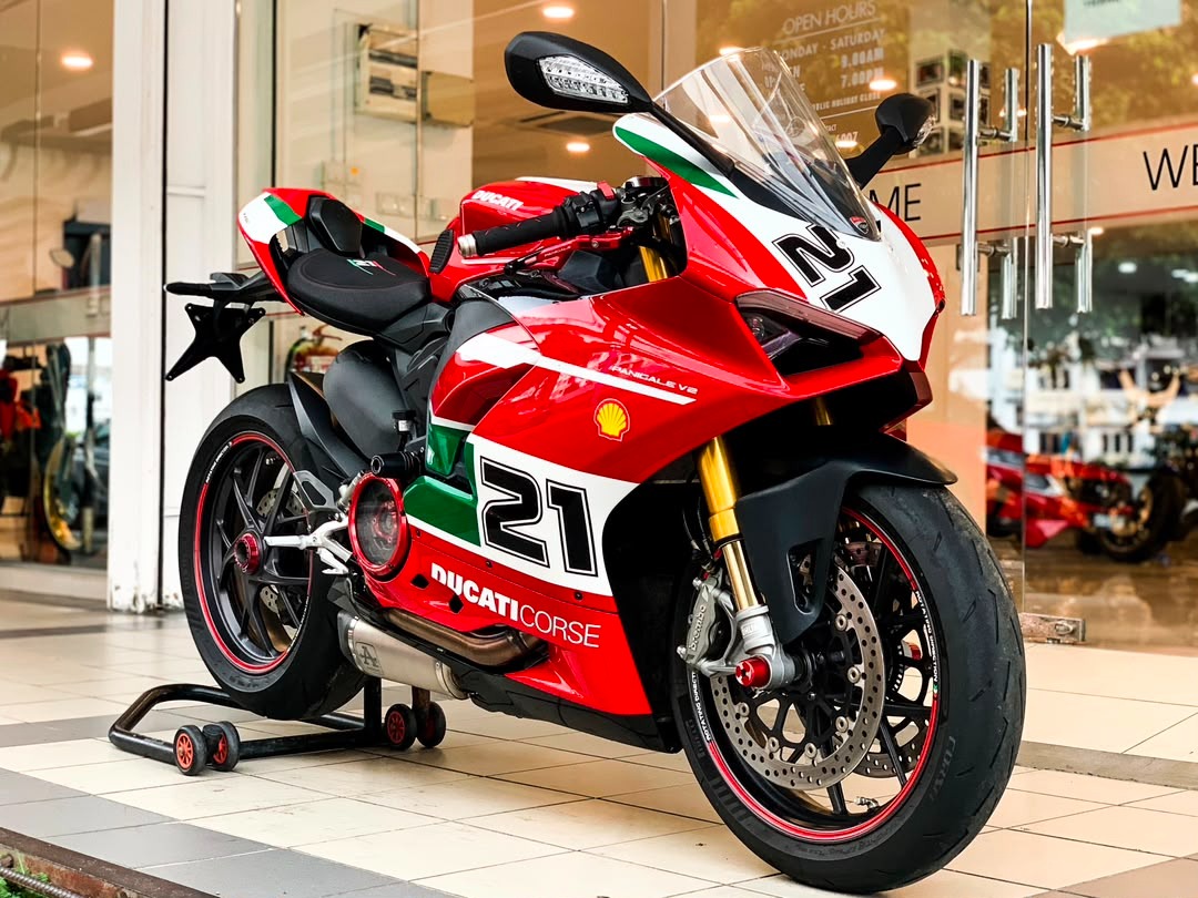 DUCATI PANIGALE V2