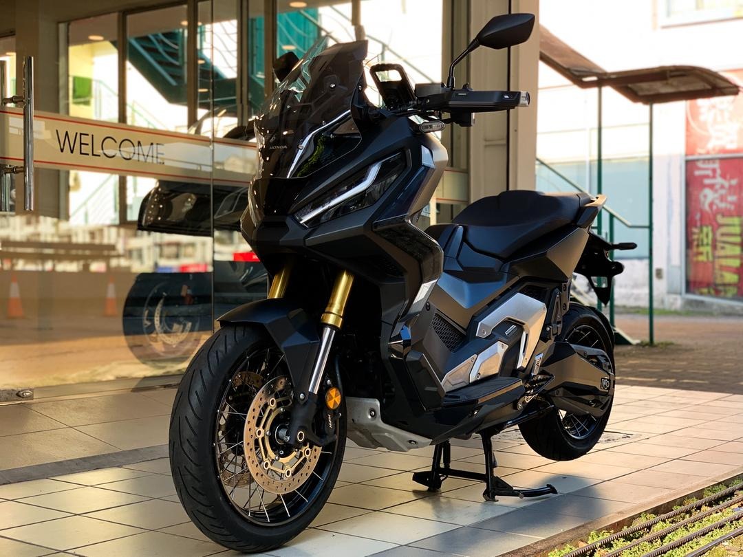Honda X-ADV 750 V2