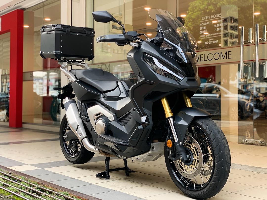Honda X-ADV 750 V2