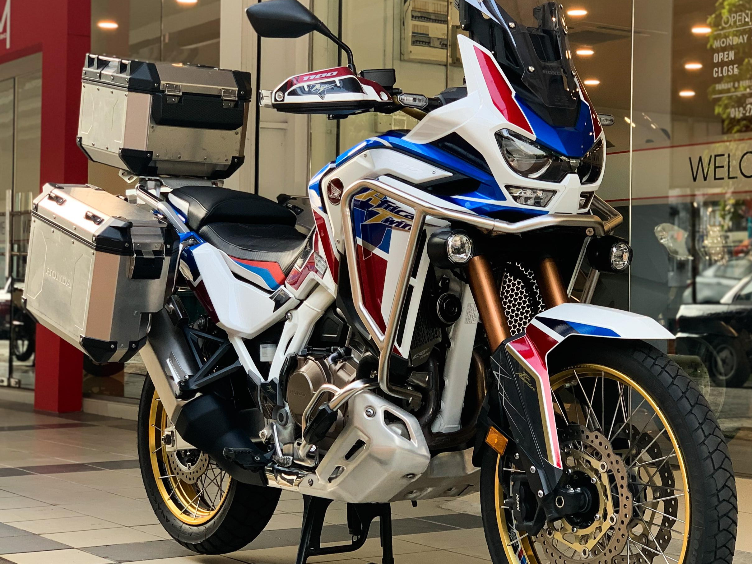 HONDA CRF1100L AFRICA TWIN