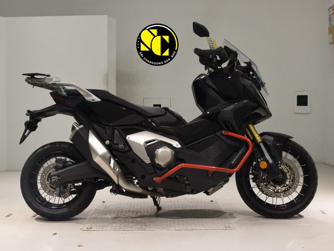HONDA X-ADV 750 V2