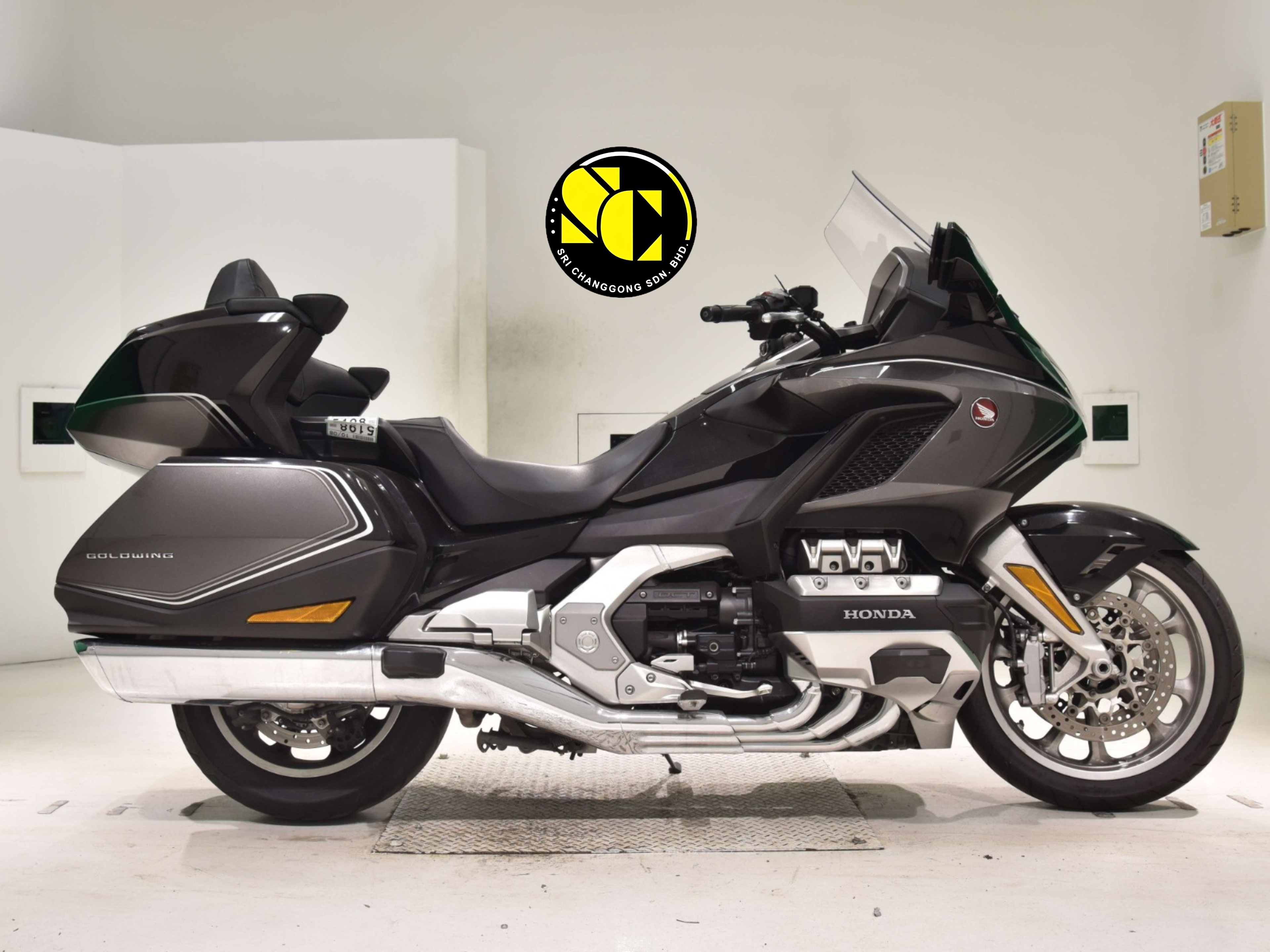 HONDA GL 1800 Goldwing TOUR DCT