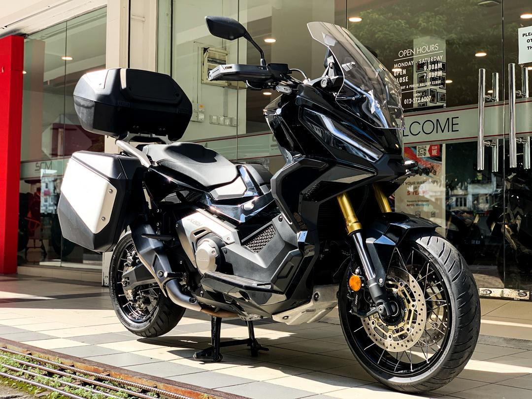 HONDA X-ADV 750 V2